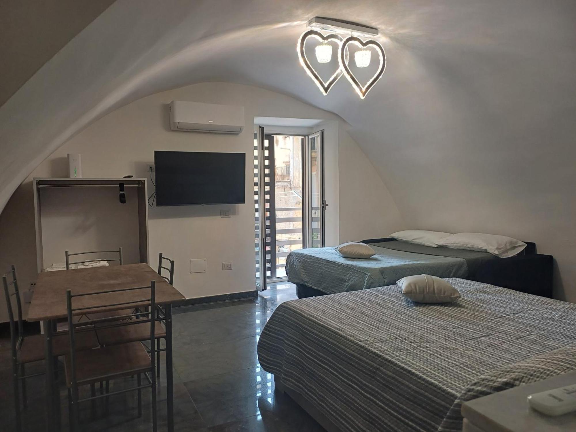 Casa Vacanza Annamaria เนเปิลส์ ภายนอก รูปภาพ